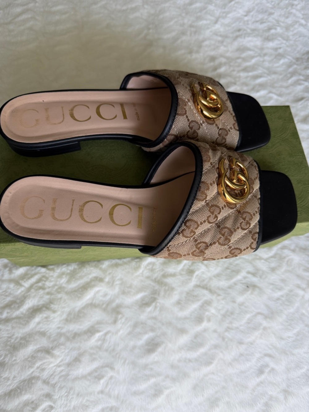 Gucci GG Canvas Slide Sandals – Size 39.5 – With Box - Picture 6 of 9